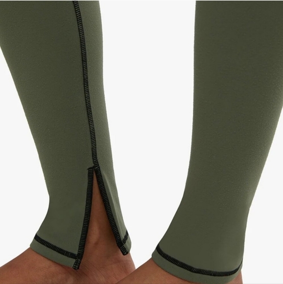 New WeWoreWhat Silhouette Ankle Flare Army Green Athleisure Jumpsuit NWT Large - Picture 5 of 14